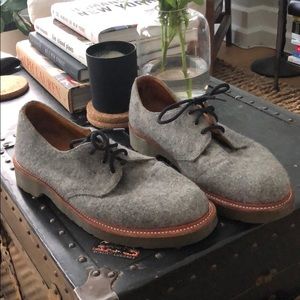 Dr. Marten 1461 classic shoe in gray wool, size 9